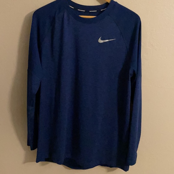 Nike Dri-Fit Long Sleeve T-Shirt - Picture 2 of 5